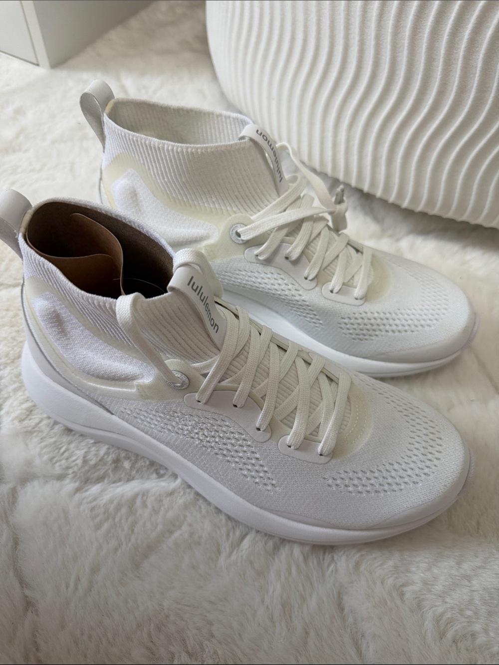 lululemon athletica woman’s  White Knit High-Top Sneakers no box